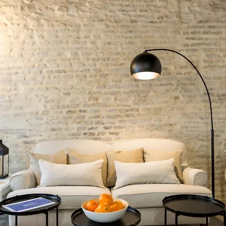 Apartmán Oak & Sandstone - Space Maison Sevilla